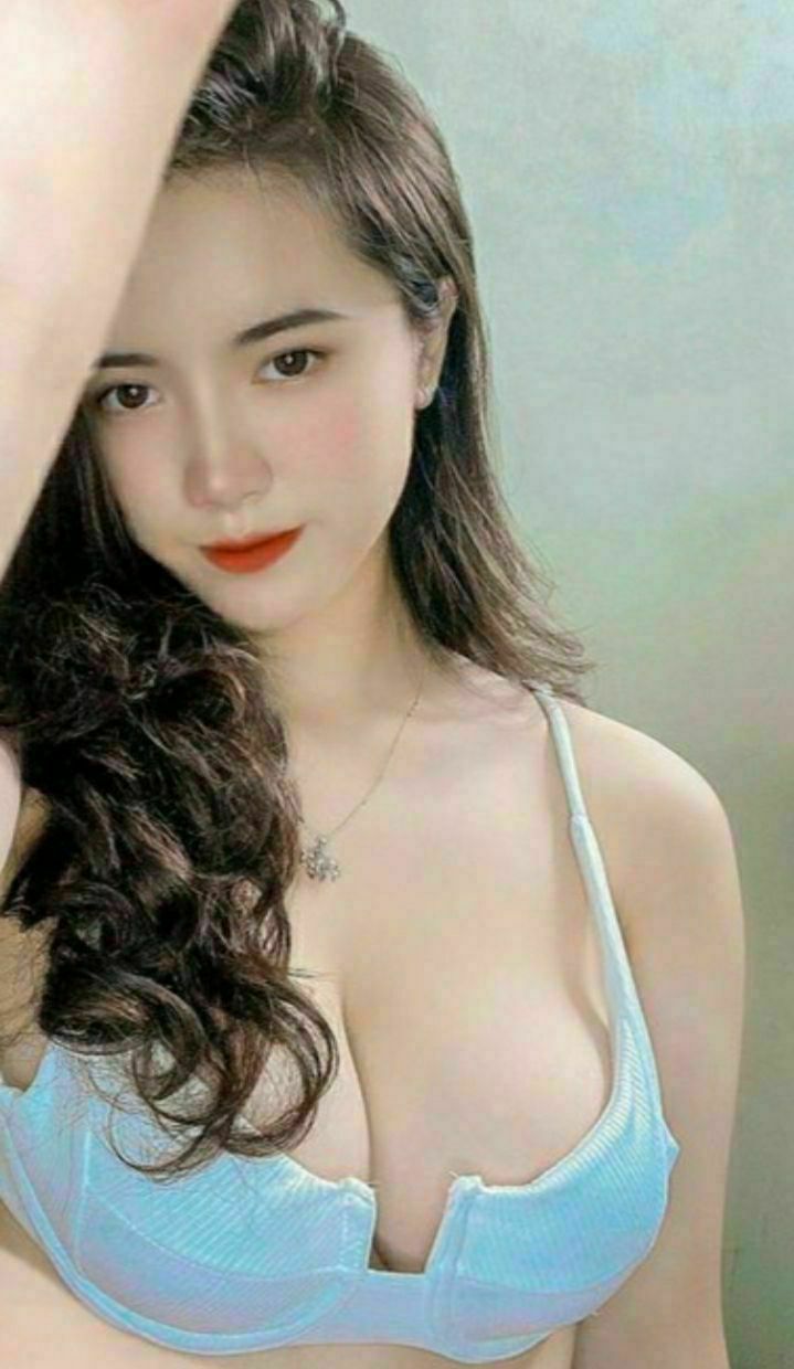 Em trai bắt quả tang chị gái thẩm du sau khi chia tay anh bồ trở về quê